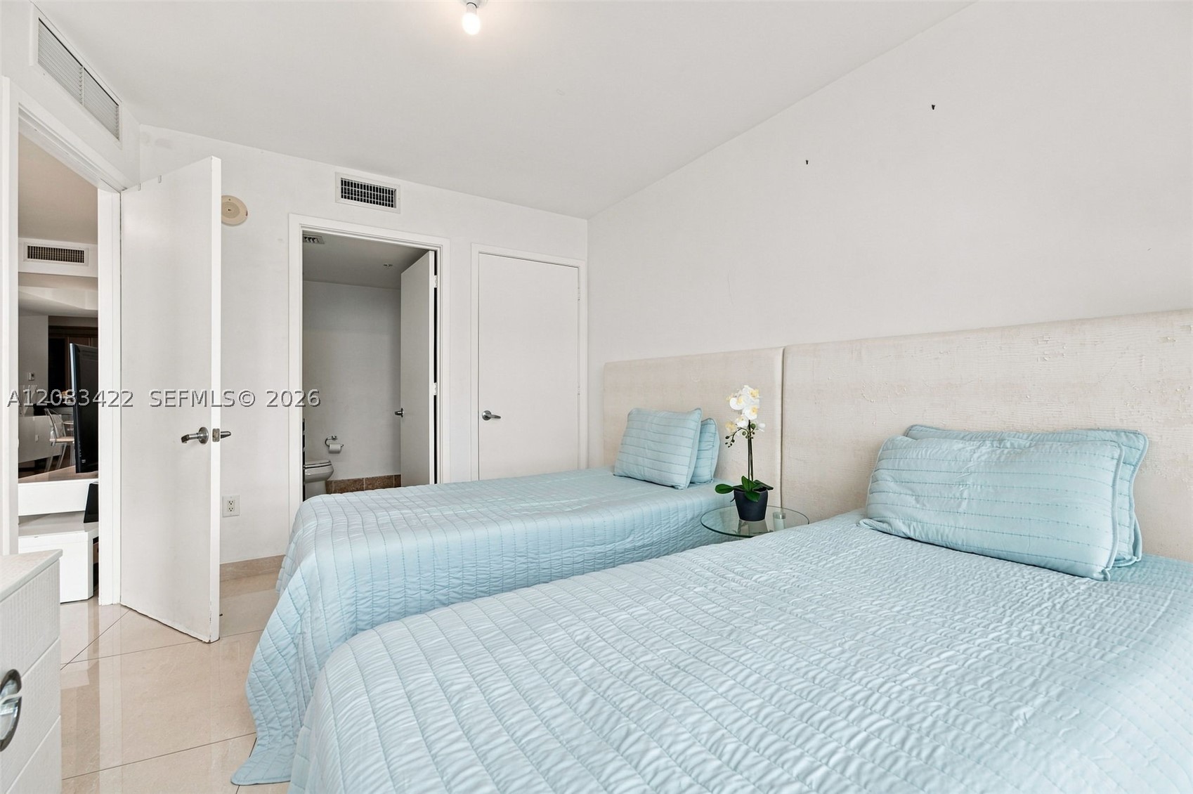 18201 Collins Ave #802, Sunny Isles Beach FL 33160