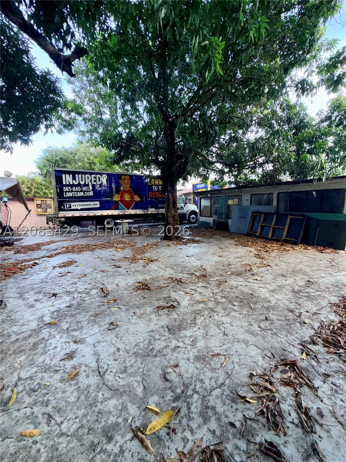 1829 NW 5th St, Miami FL 33125