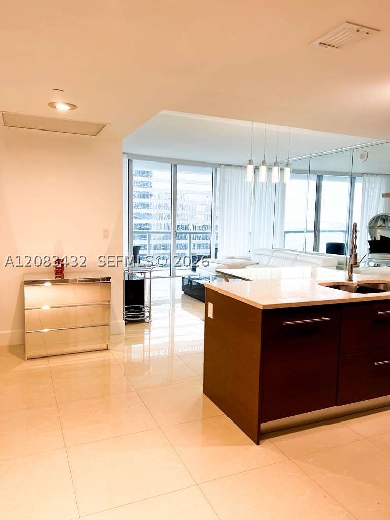 495 Brickell Ave #2611, Miami FL 33131