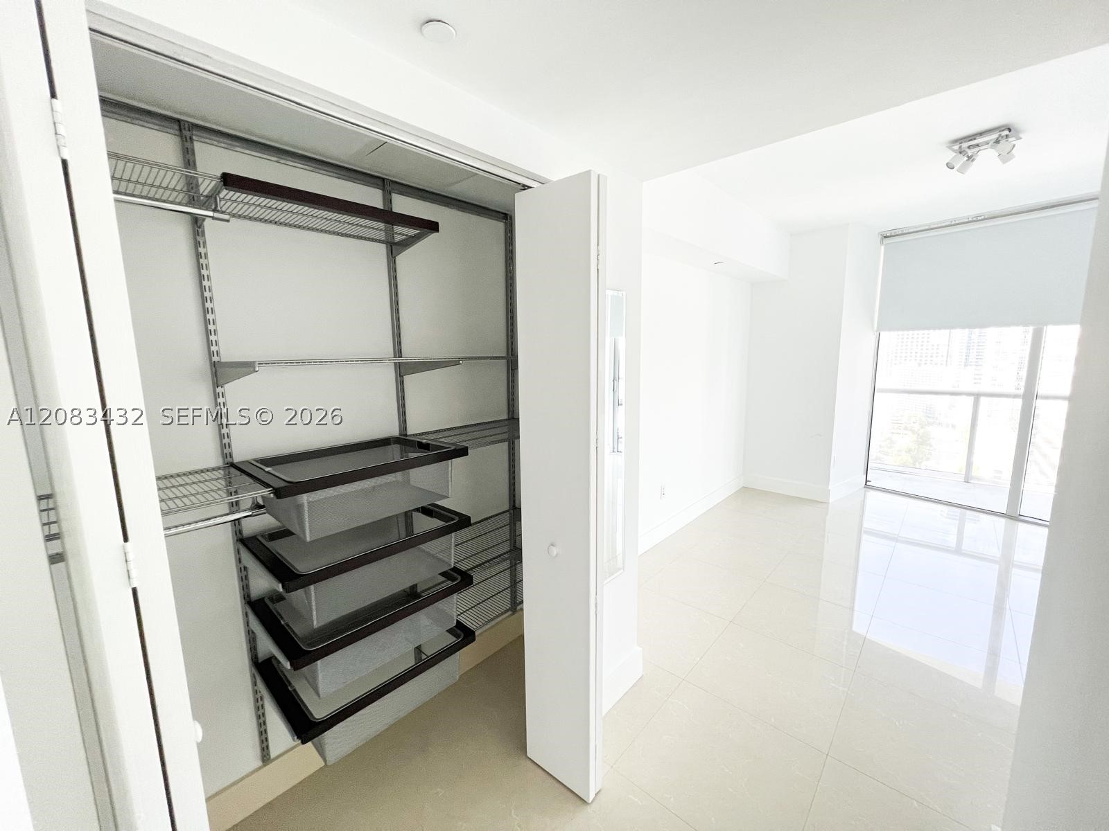 495 Brickell Ave #2611, Miami FL 33131