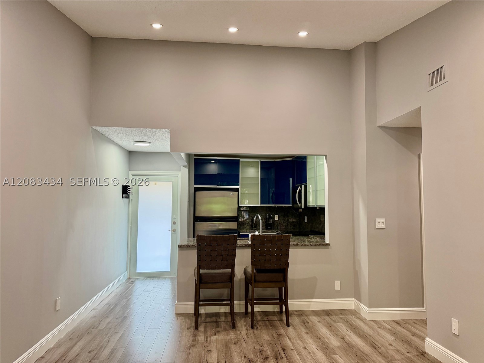 430 SE 7th St #304E, Dania Beach FL 33004