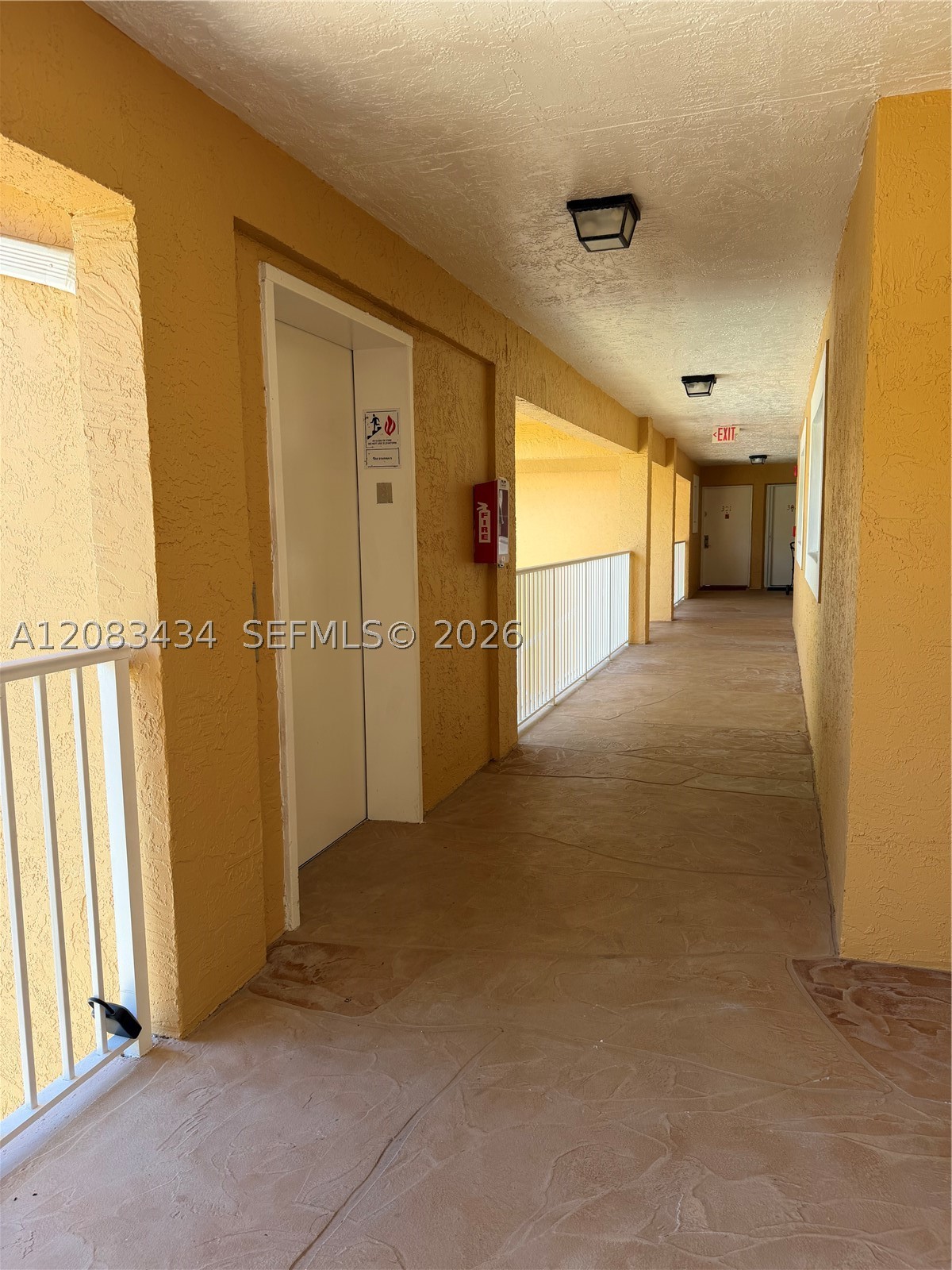 430 SE 7th St #304E, Dania Beach FL 33004
