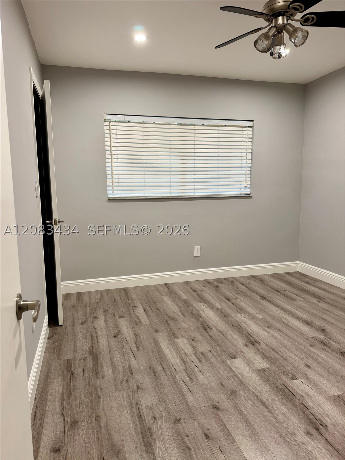 430 SE 7th St #304E, Dania Beach FL 33004