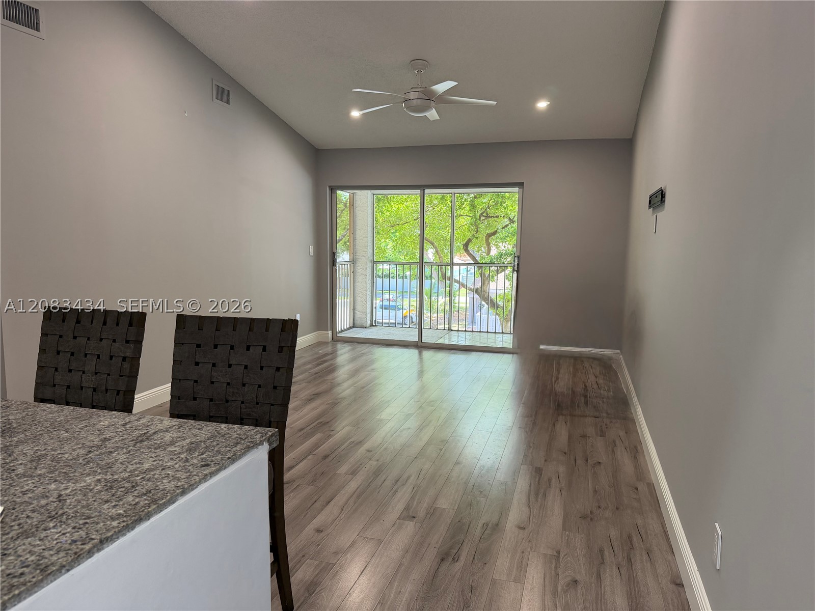 430 SE 7th St #304E, Dania Beach FL 33004