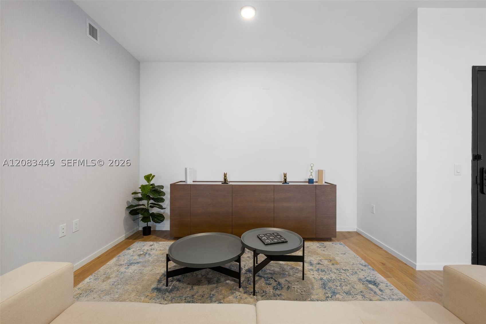 398 NE 5th St #4117, Miami FL 33132