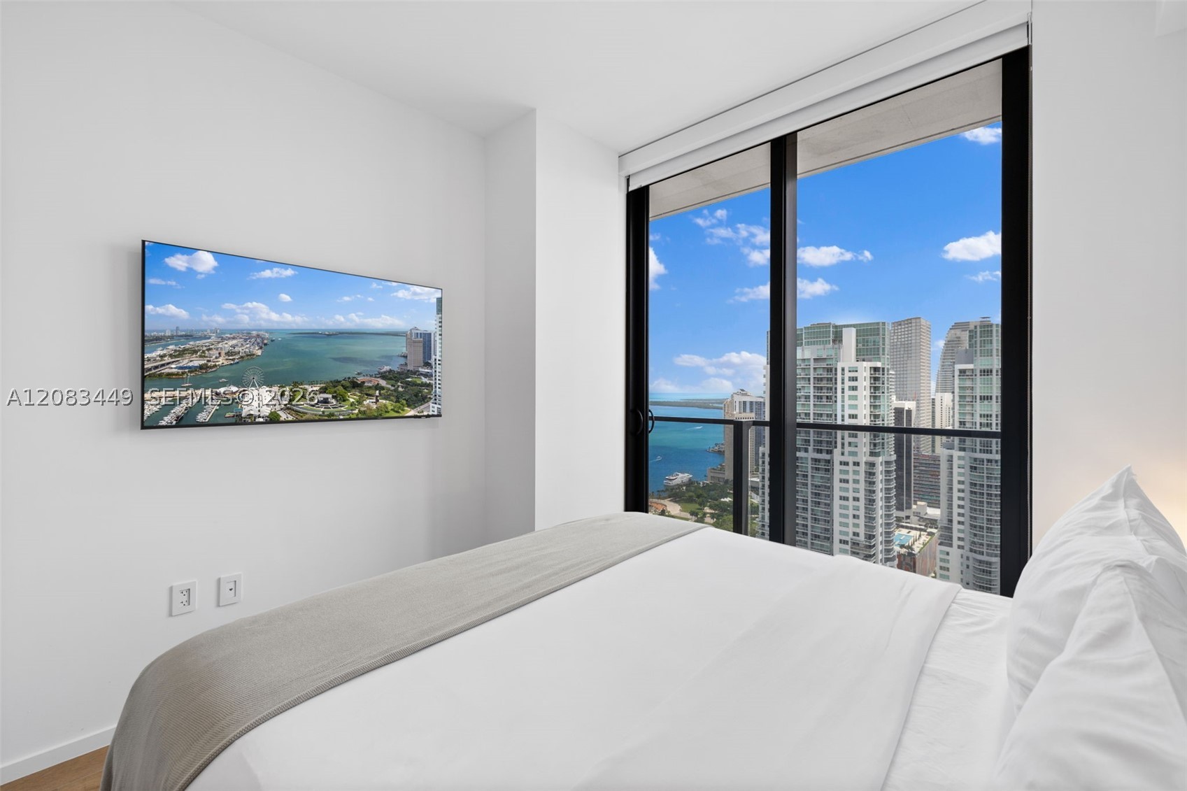 398 NE 5th St #4117, Miami FL 33132