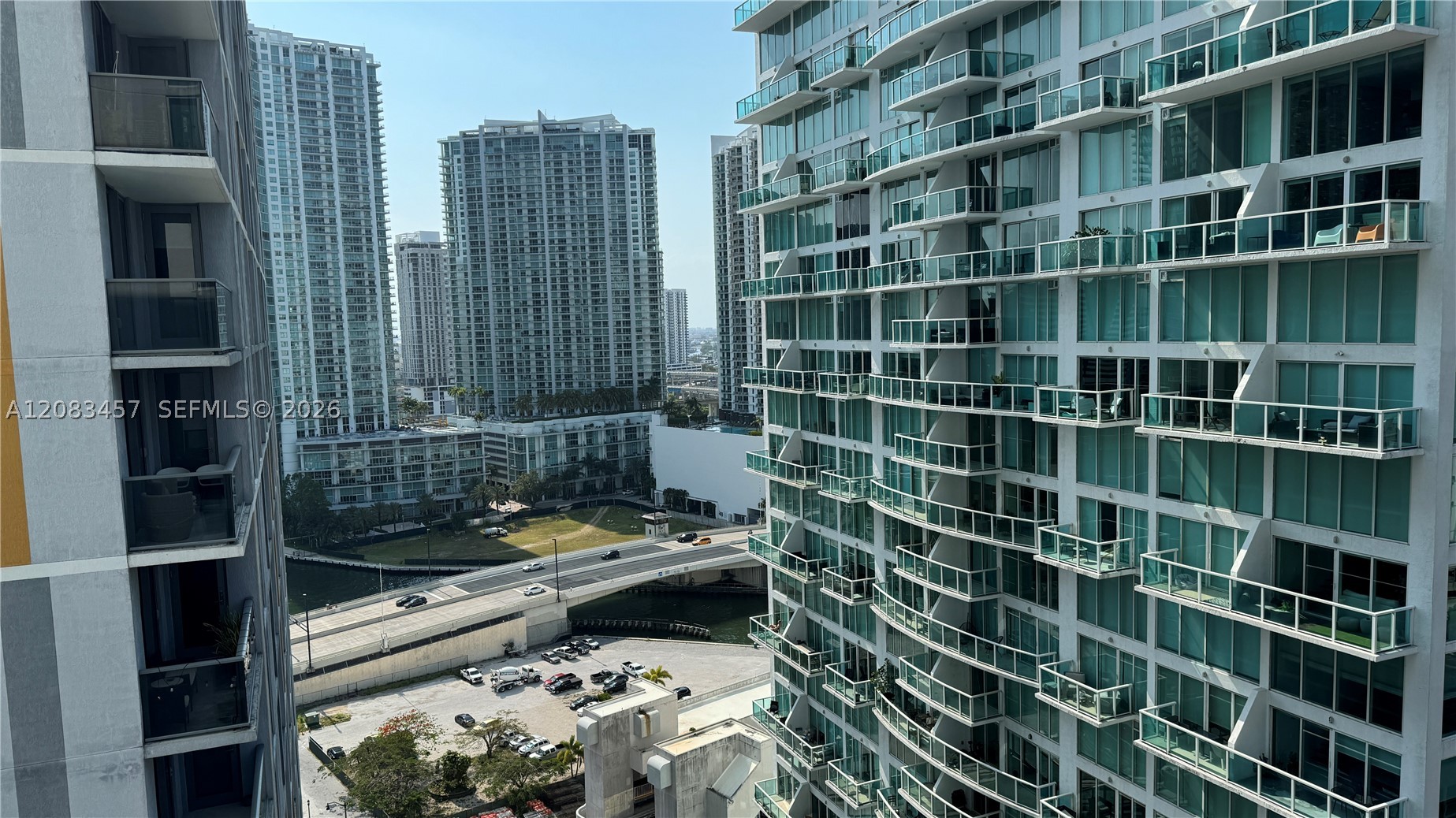 55 SE 6th St #2101, Miami FL 33131