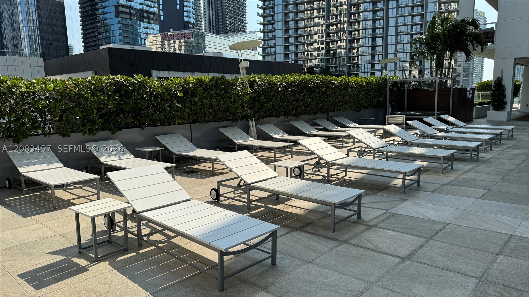 55 SE 6th St #2101, Miami FL 33131