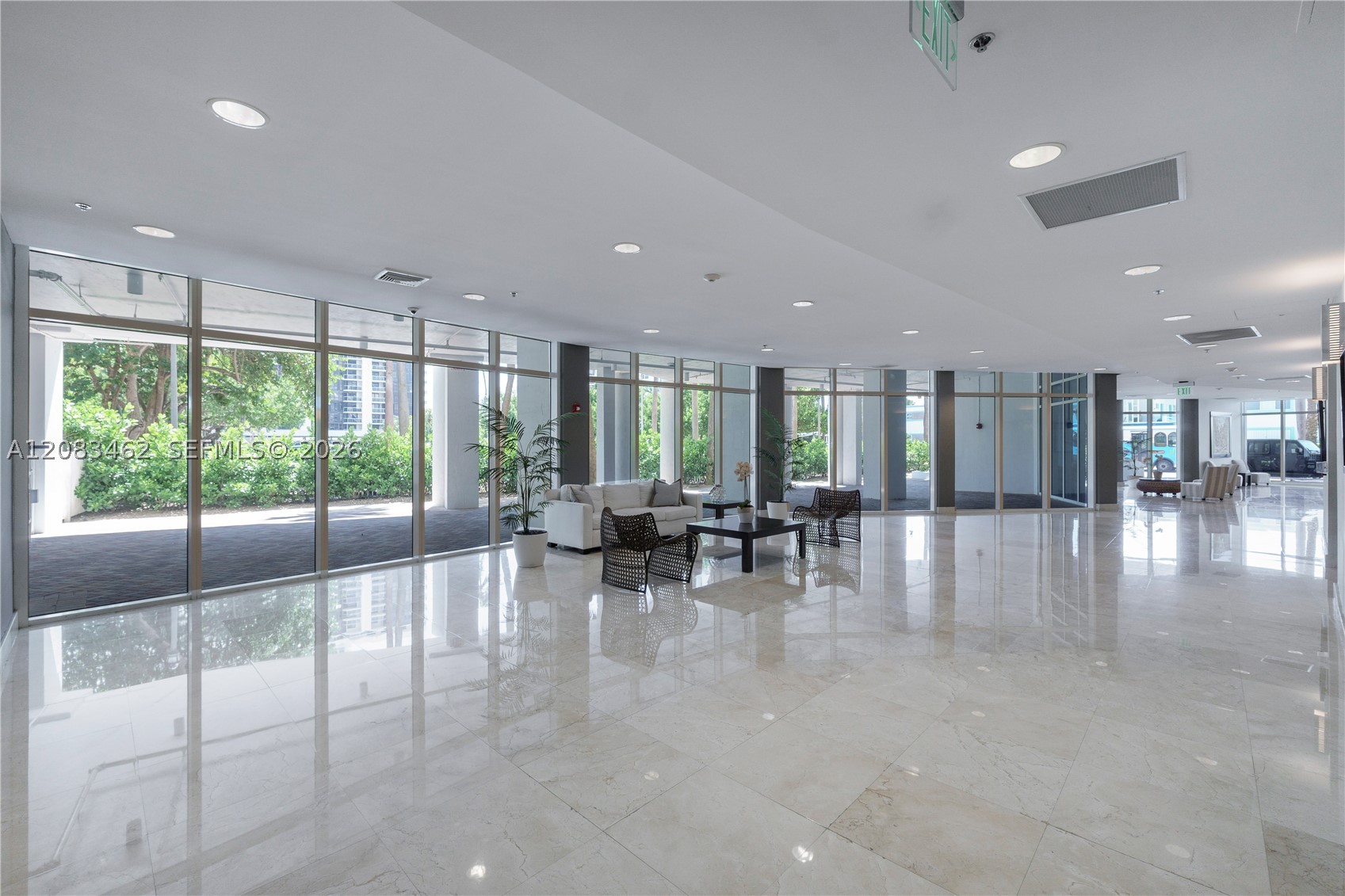 6515 Collins Ave #1405, Miami Beach FL 33141