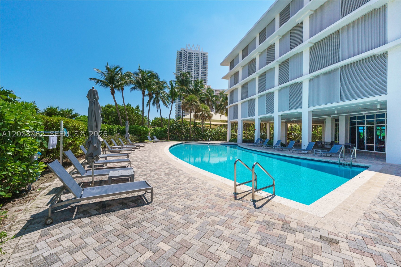 6515 Collins Ave #1405, Miami Beach FL 33141
