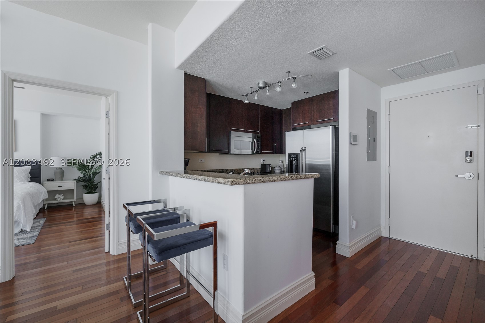 6515 Collins Ave #1405, Miami Beach FL 33141
