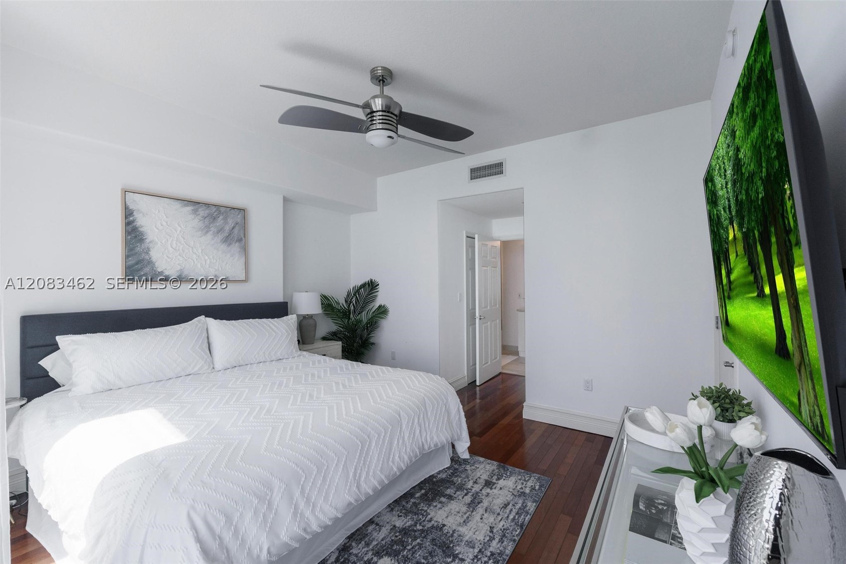 6515 Collins Ave #1405, Miami Beach FL 33141