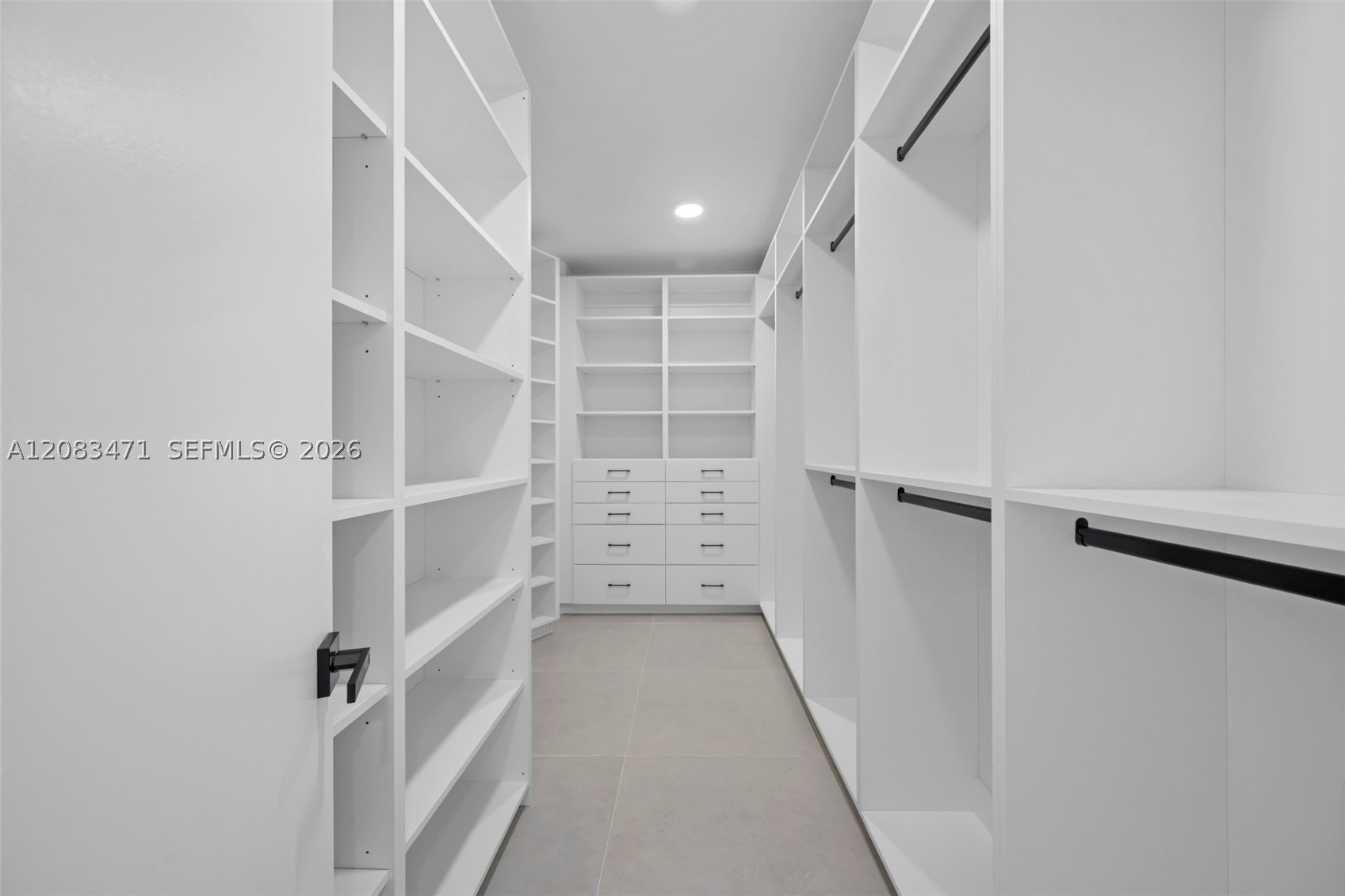 20281 E Country Club Dr #1008, Aventura FL 33180