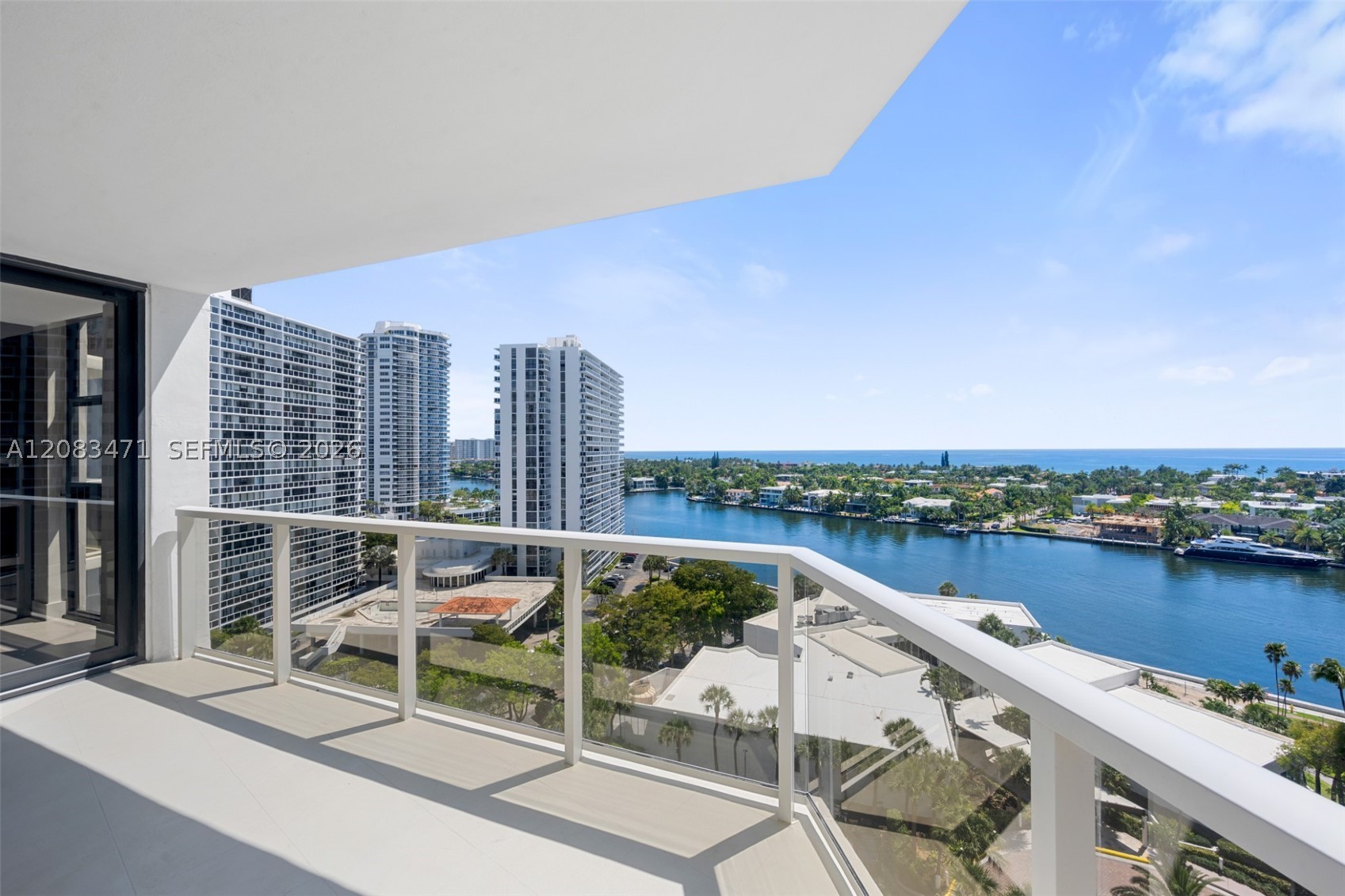 20281 E Country Club Dr #1008, Aventura FL 33180