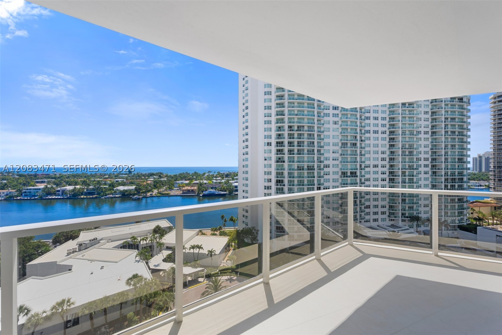 20281 E Country Club Dr #1008, Aventura FL 33180