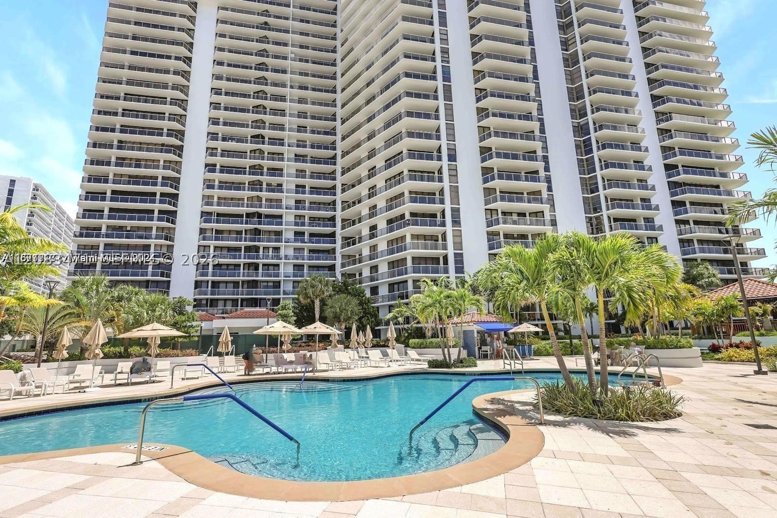 20281 E Country Club Dr #1008, Aventura FL 33180