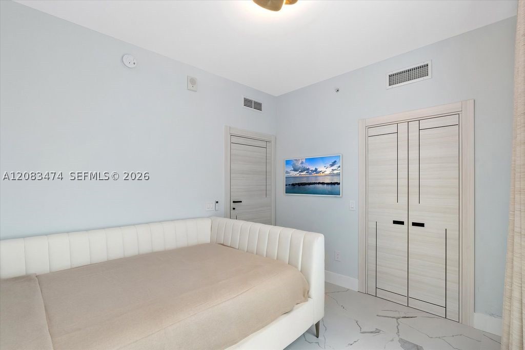 6899 Collins Ave #1008, Miami Beach FL 33141