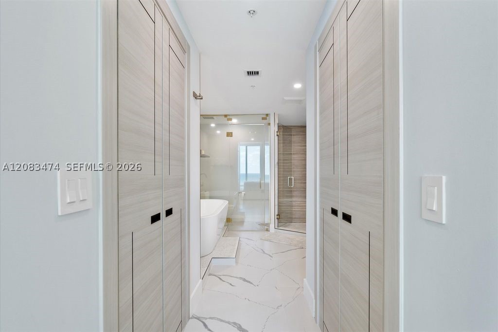 6899 Collins Ave #1008, Miami Beach FL 33141