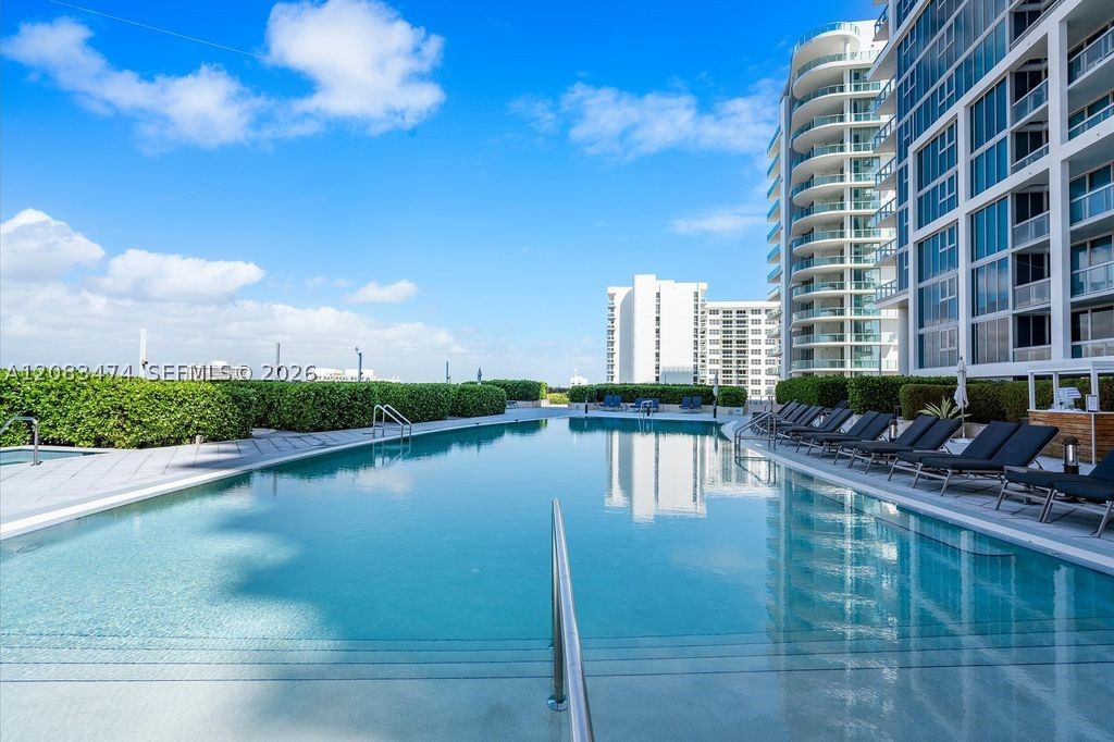 6899 Collins Ave #1008, Miami Beach FL 33141