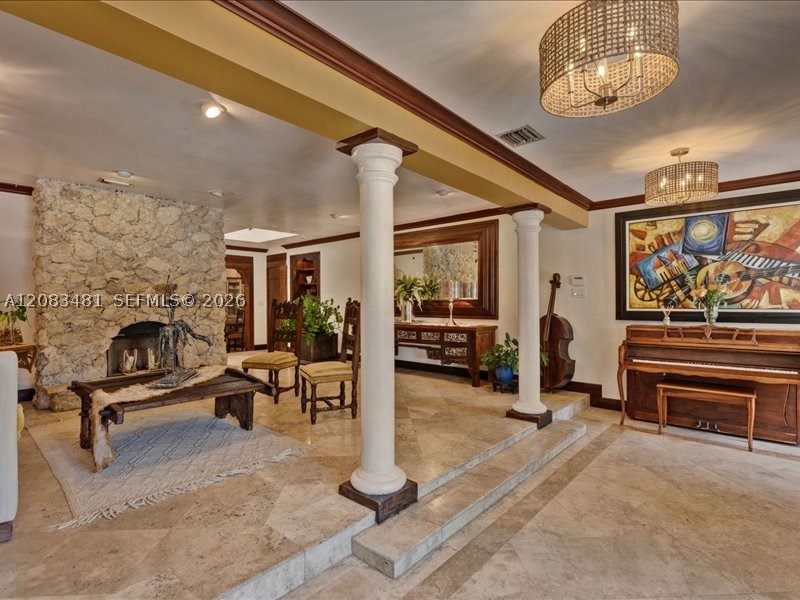 1150 N Biscayne Point Rd, Miami Beach FL 33141