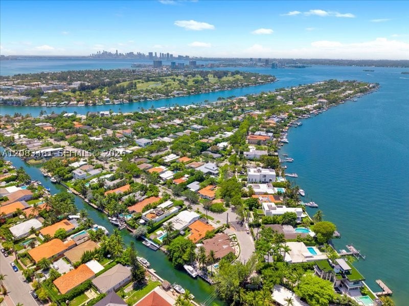 1150 N Biscayne Point Rd, Miami Beach FL 33141