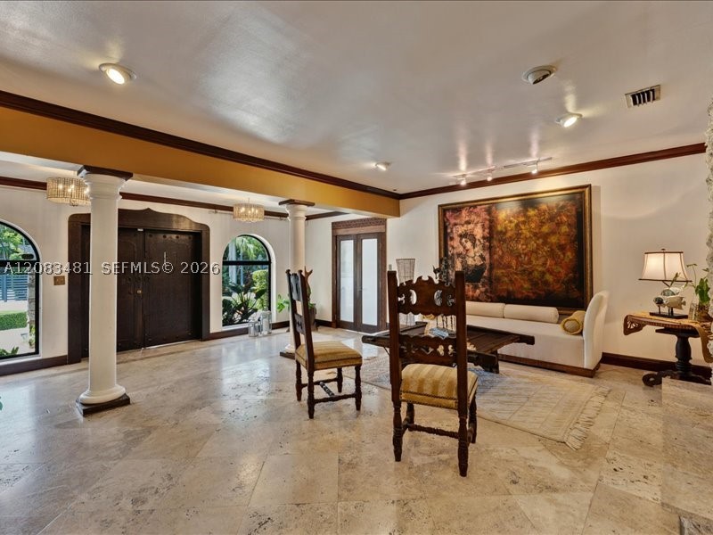 1150 N Biscayne Point Rd, Miami Beach FL 33141