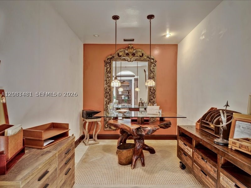 1150 N Biscayne Point Rd, Miami Beach FL 33141