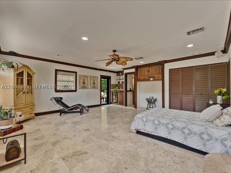 1150 N Biscayne Point Rd, Miami Beach FL 33141