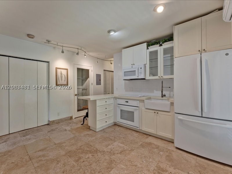1150 N Biscayne Point Rd, Miami Beach FL 33141