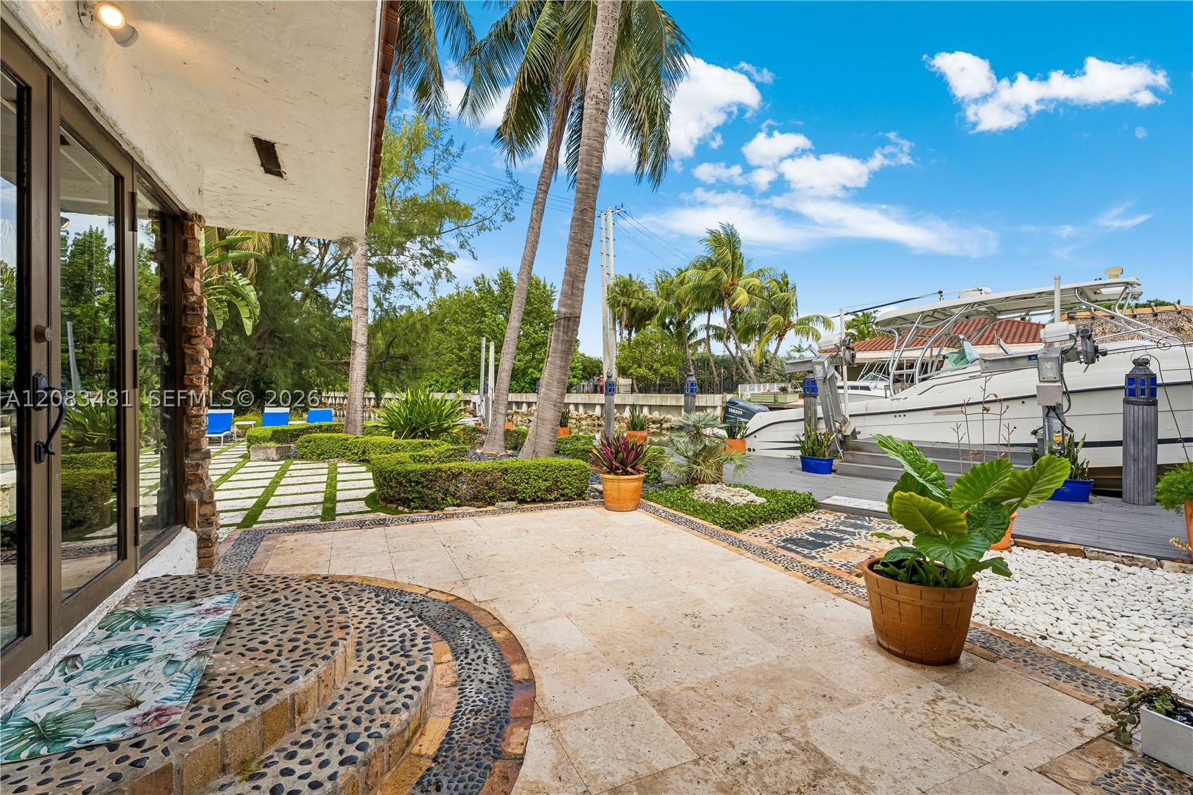 1150 N Biscayne Point Rd, Miami Beach FL 33141