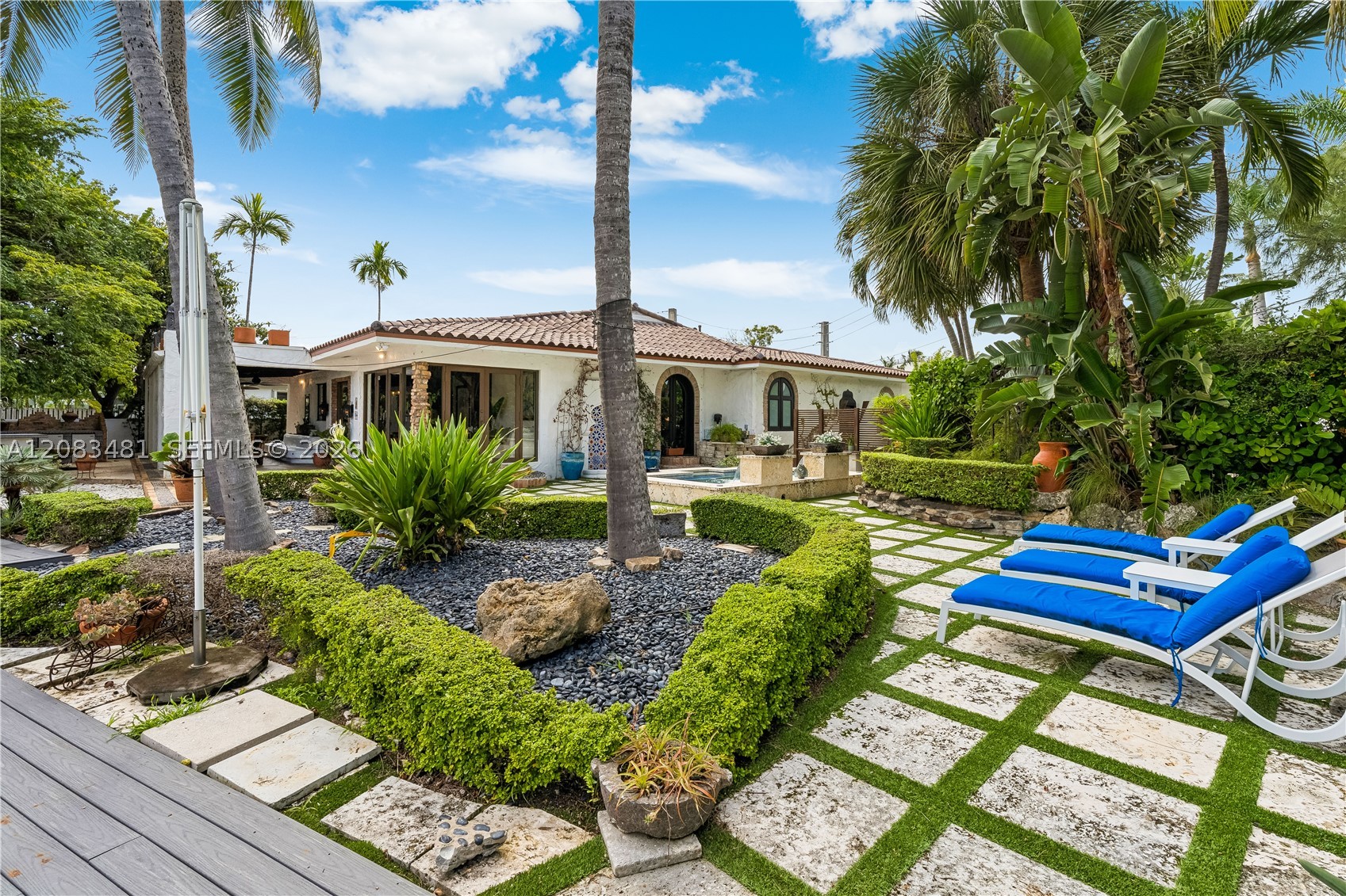 1150 N Biscayne Point Rd, Miami Beach FL 33141
