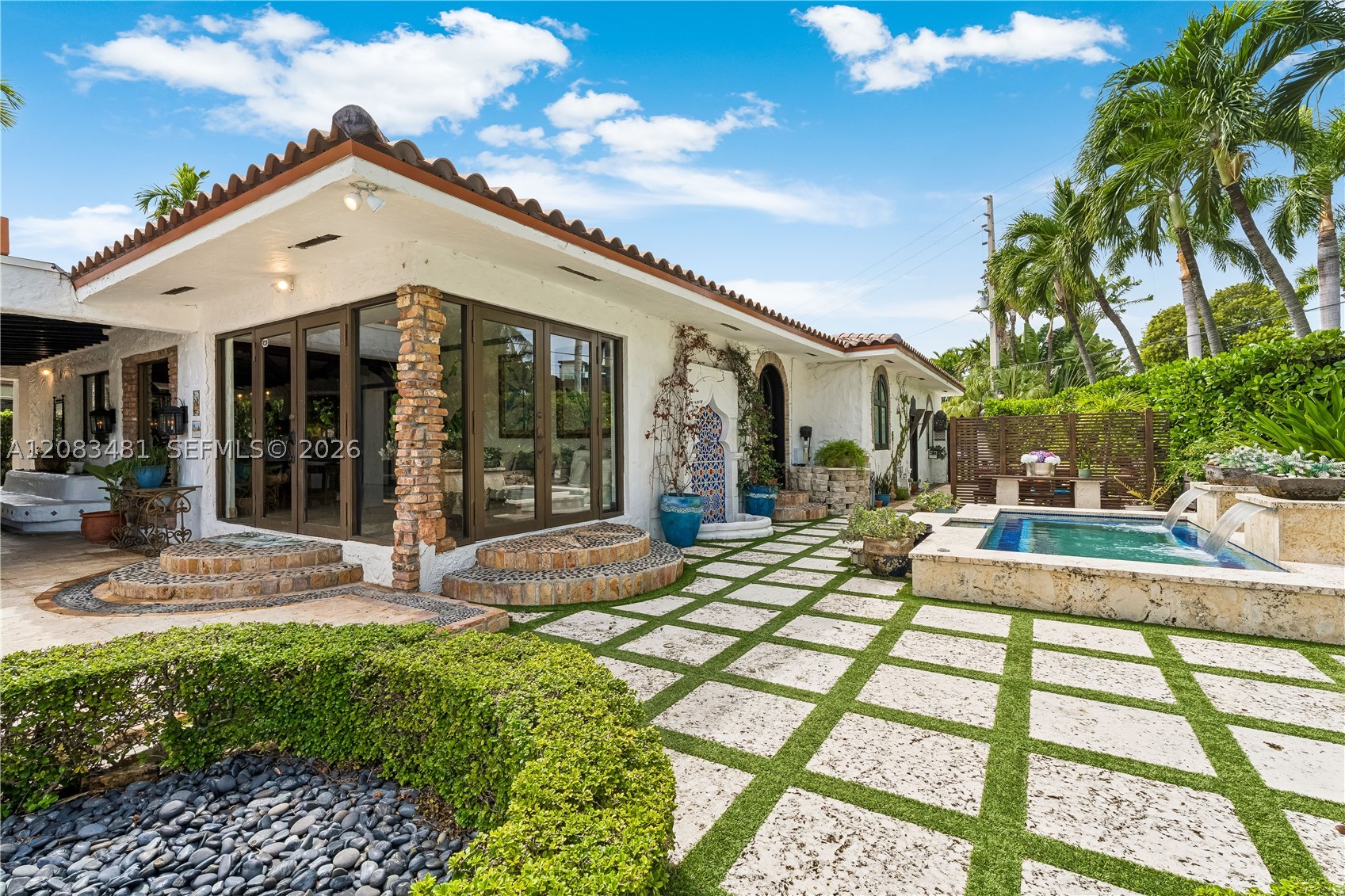1150 N Biscayne Point Rd, Miami Beach FL 33141