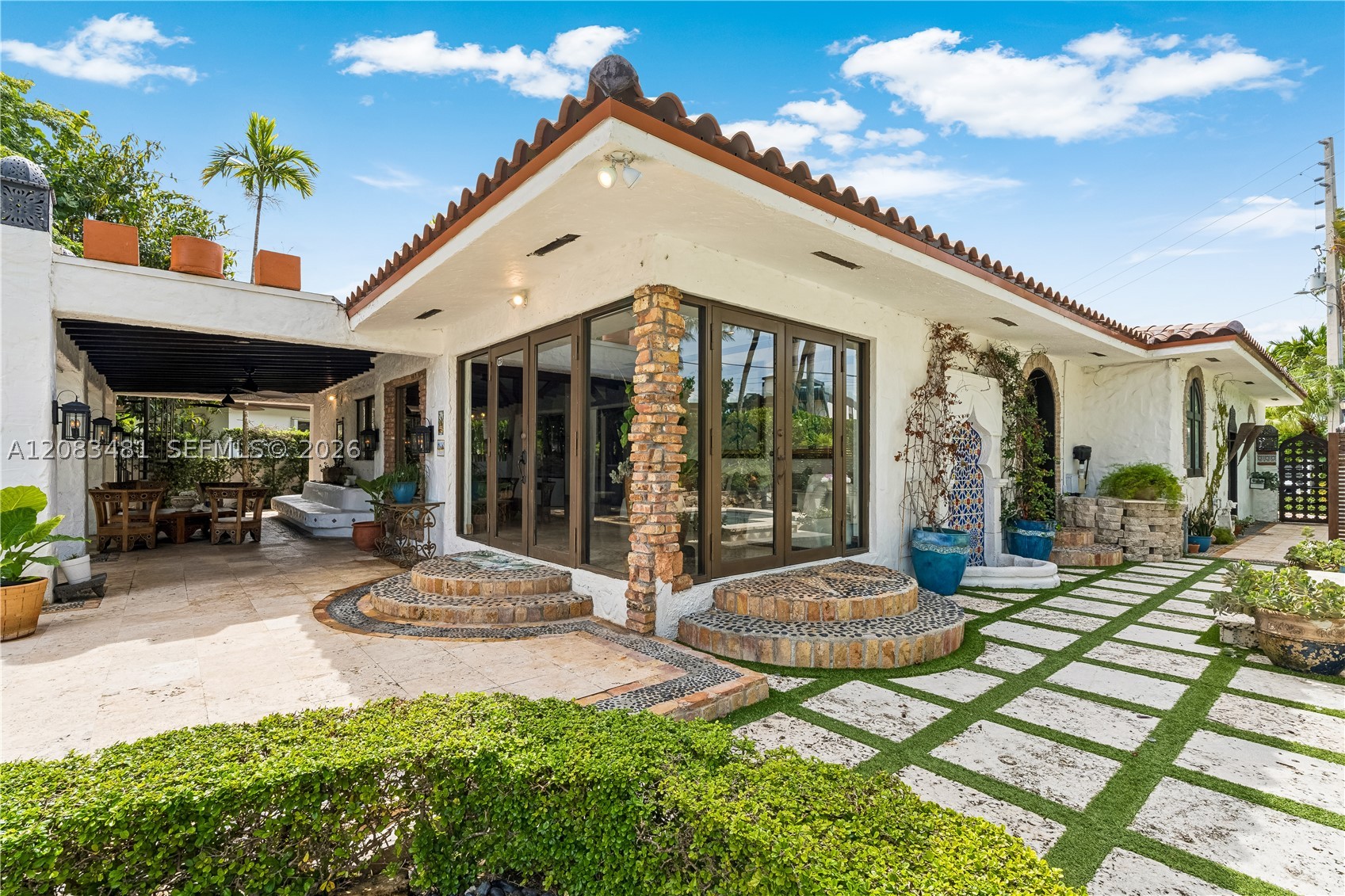 1150 N Biscayne Point Rd, Miami Beach FL 33141
