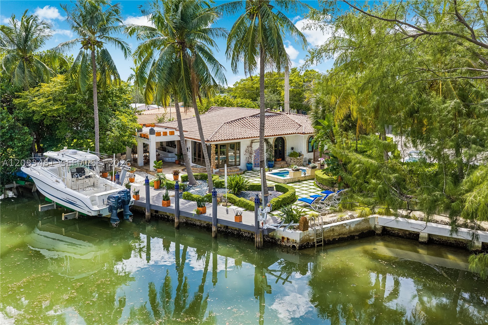 1150 N Biscayne Point Rd, Miami Beach FL 33141
