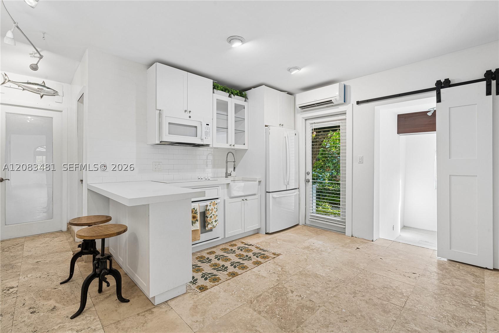 1150 N Biscayne Point Rd, Miami Beach FL 33141