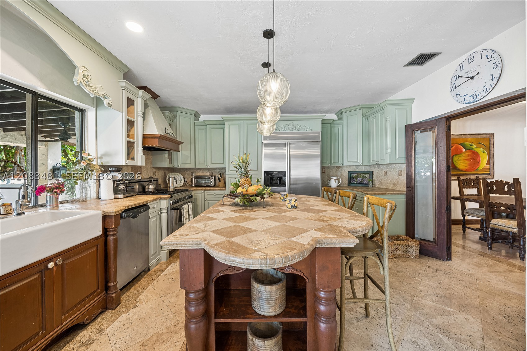 1150 N Biscayne Point Rd, Miami Beach FL 33141