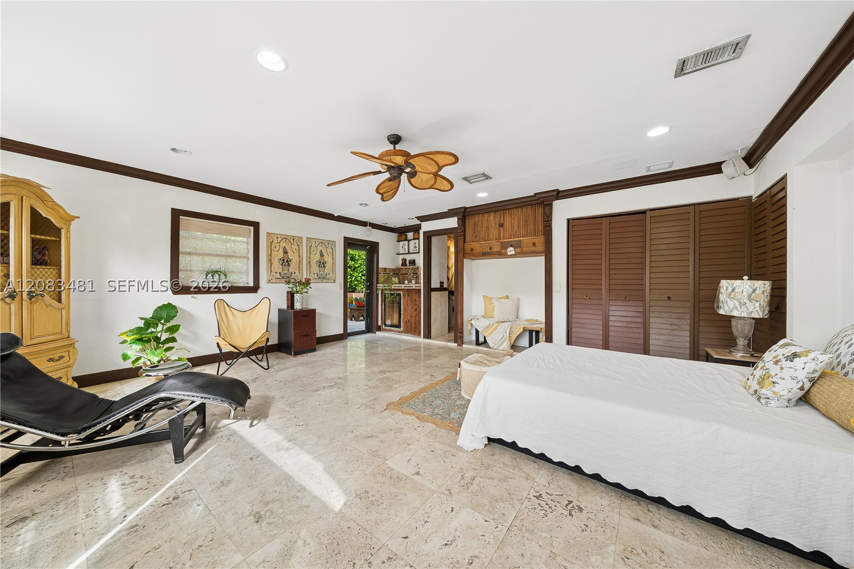 1150 N Biscayne Point Rd, Miami Beach FL 33141
