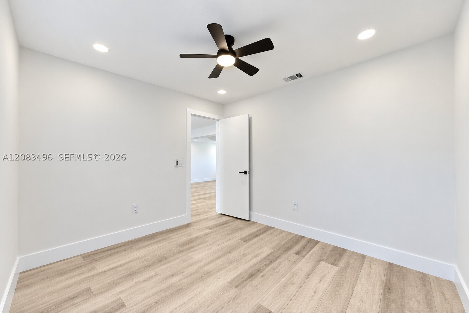 10171 NW 24th St, Sunrise FL 33322