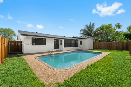 10171 NW 24th St, Sunrise FL 33322