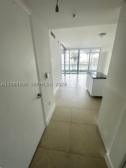 92 SW 3rd St #1107, Miami FL 33130
