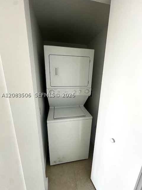 92 SW 3rd St #1107, Miami FL 33130