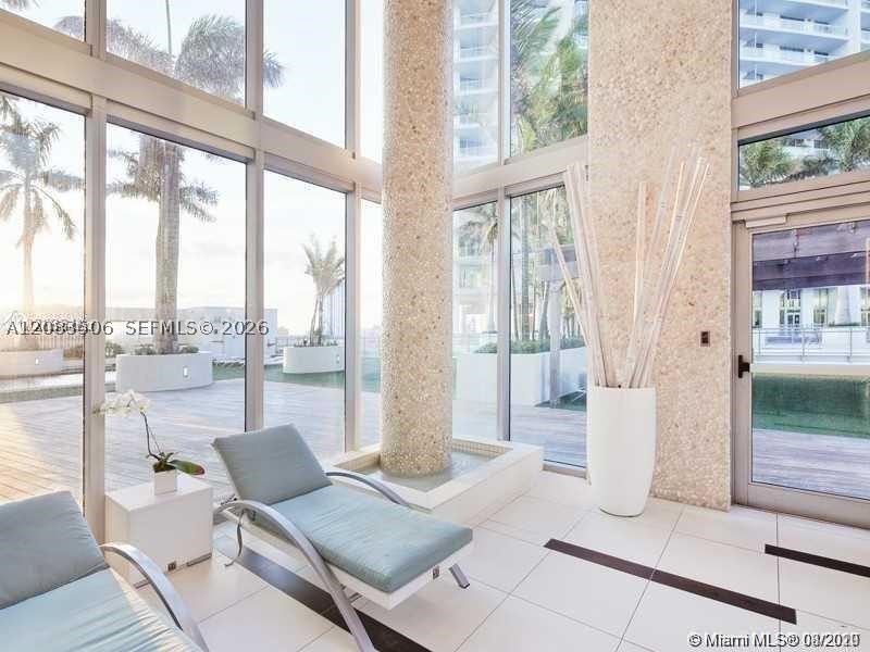 92 SW 3rd St #1107, Miami FL 33130