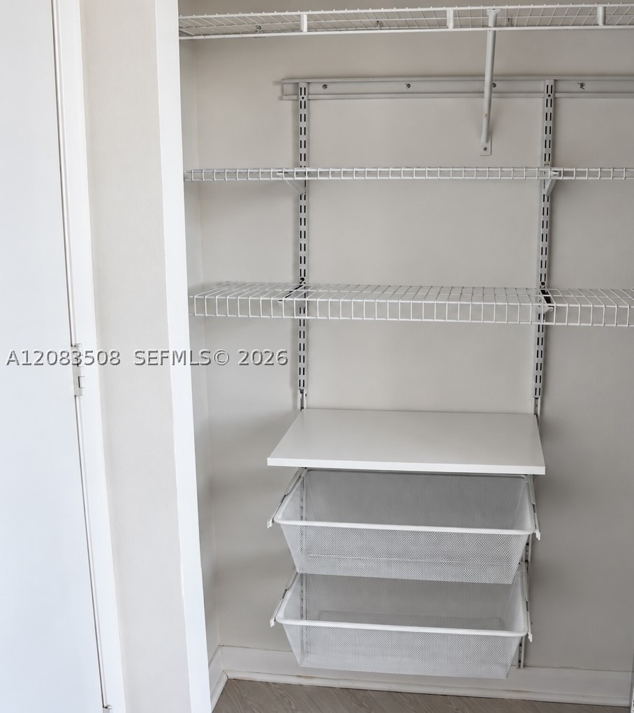 253 NE 2nd St #229, Miami FL 33132