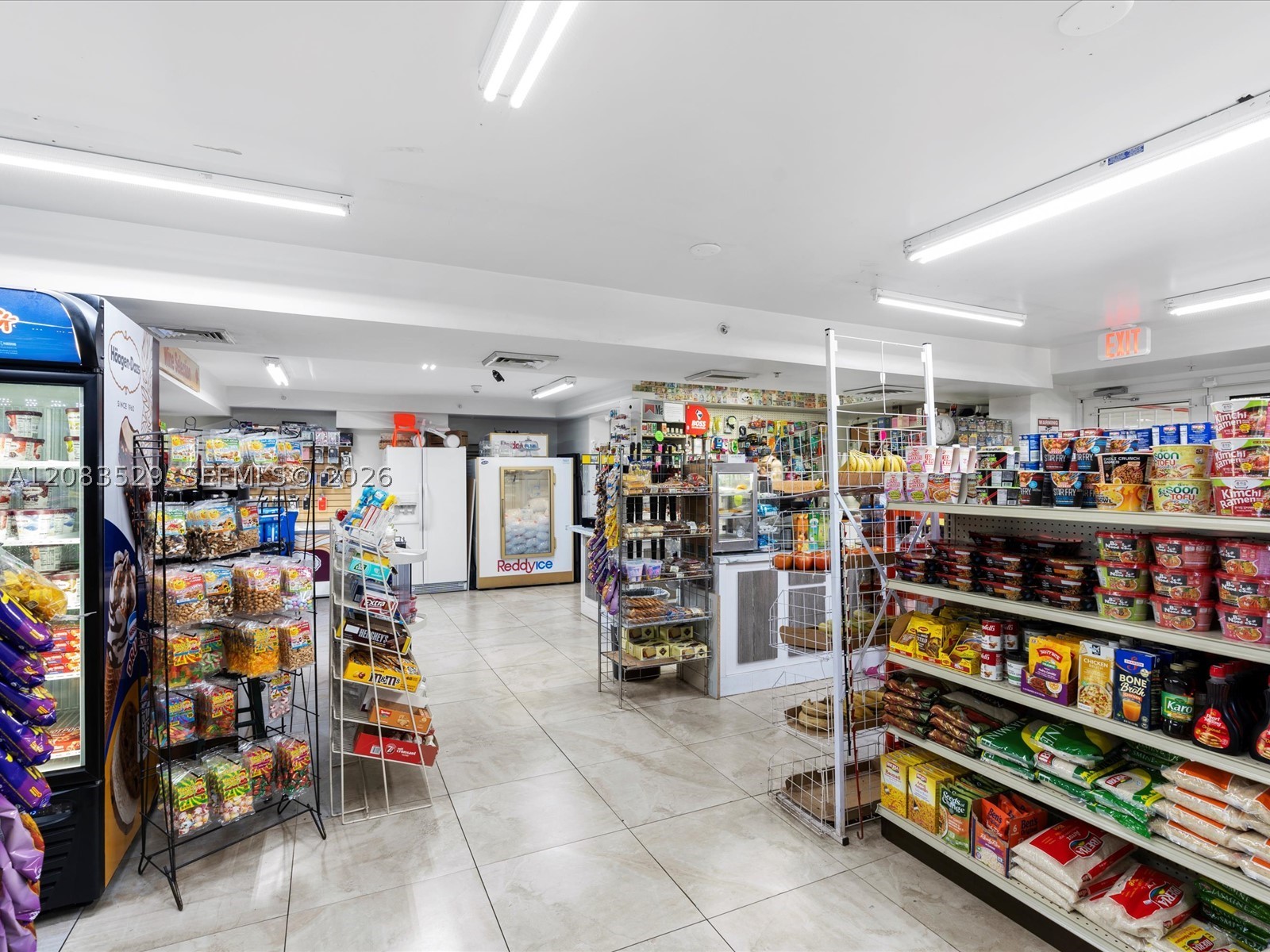 5077 NW 7th St #1117, Miami FL 33126