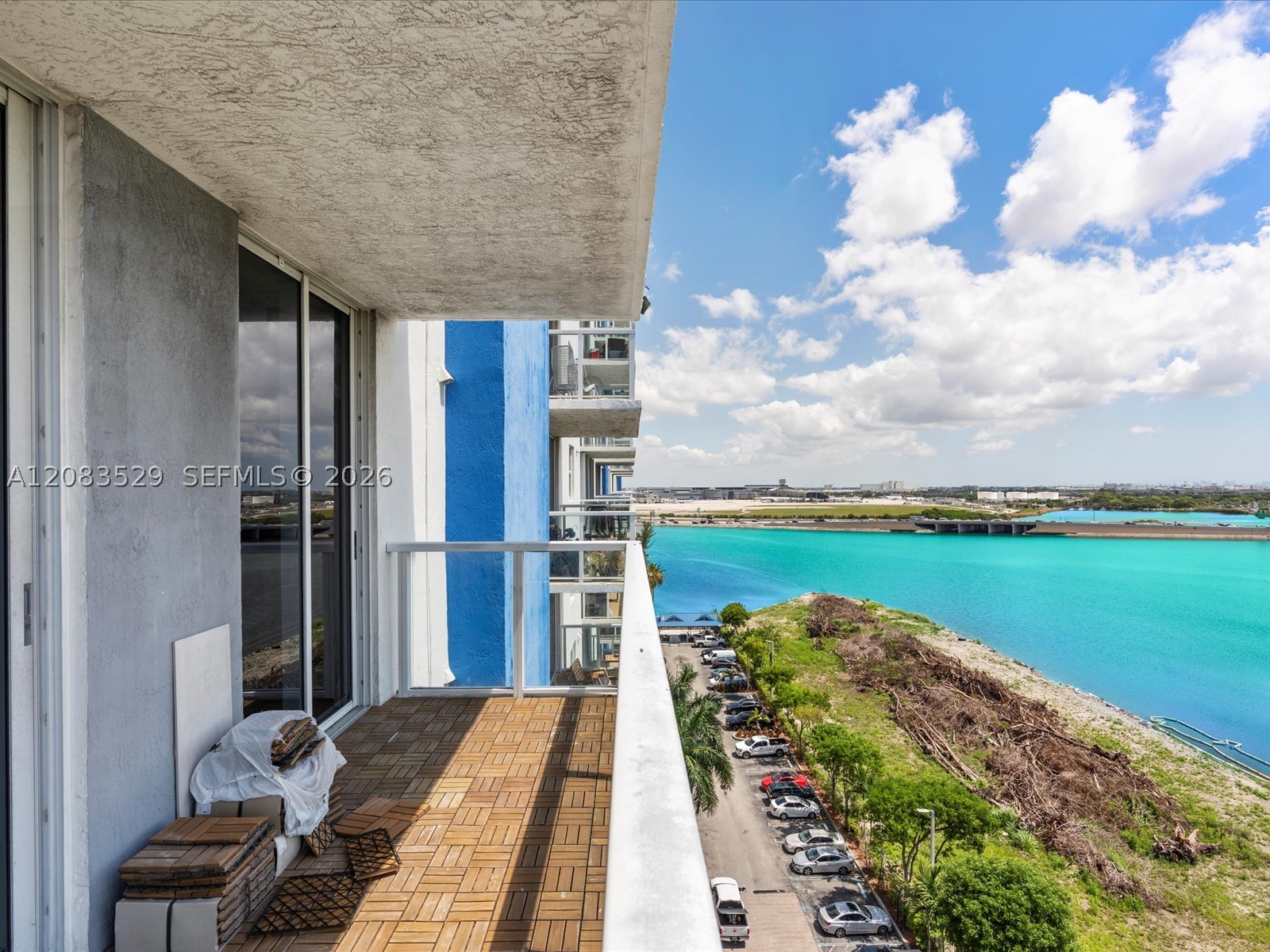 5077 NW 7th St #1117, Miami FL 33126