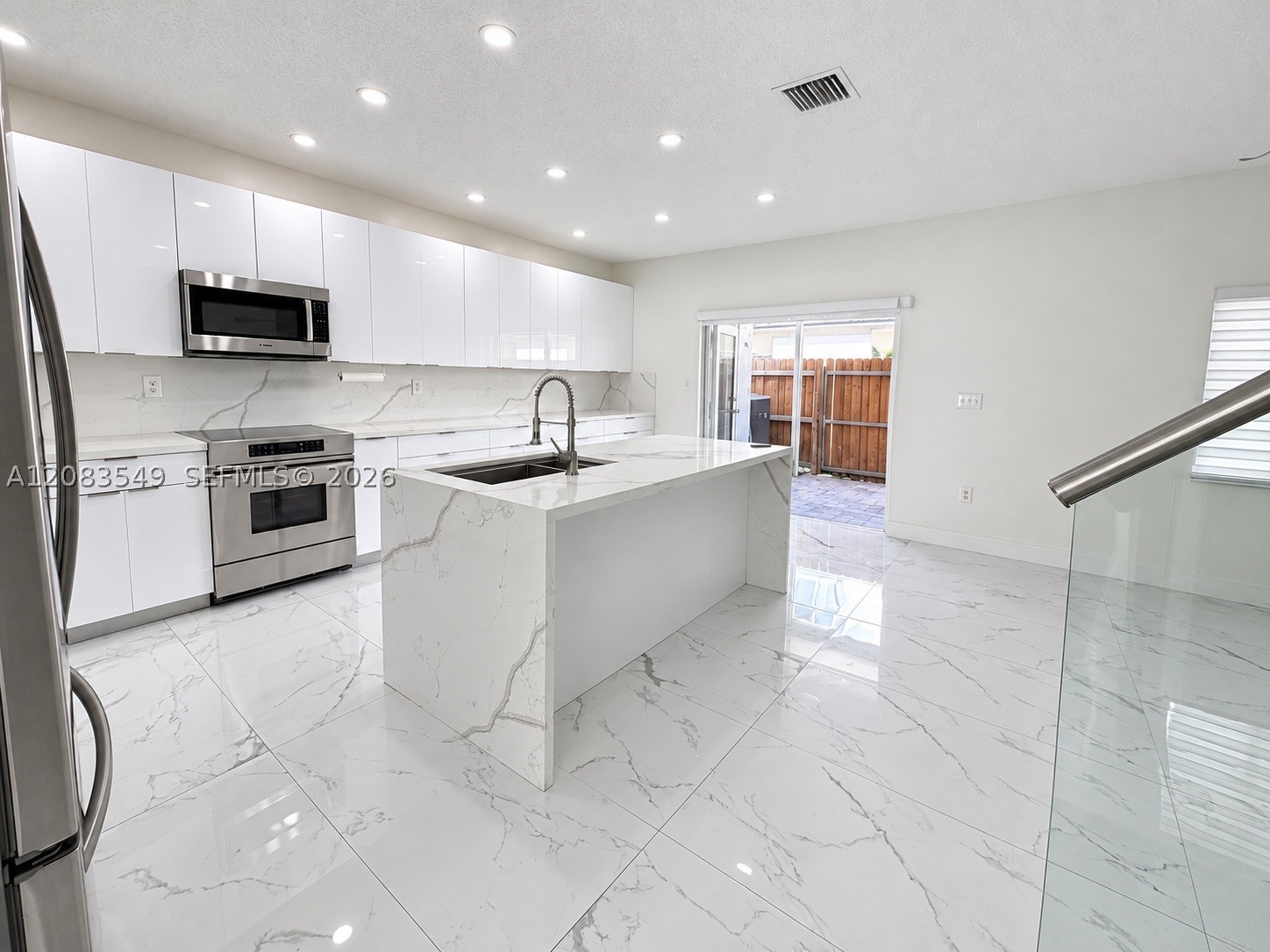 2207 SE 23rd Ave #2207, Homestead FL 33035