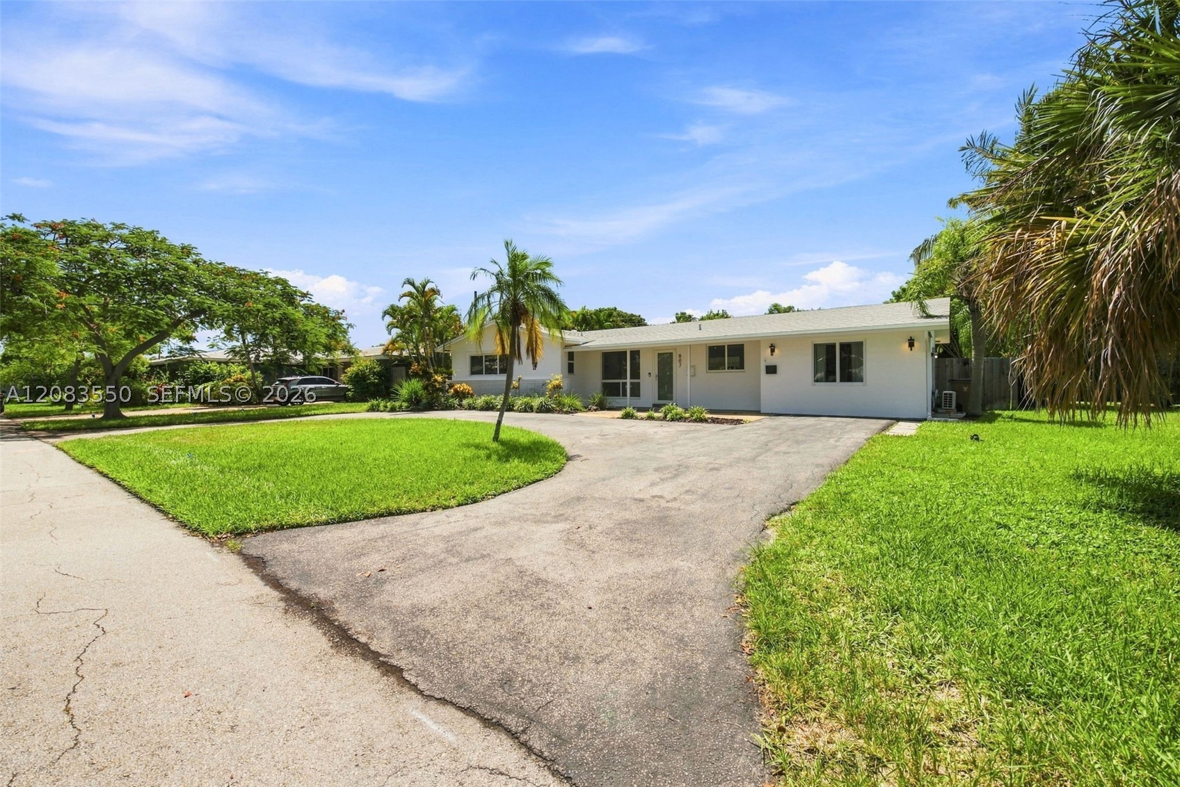 807 SE 9th Ter, Deerfield Beach FL 33441