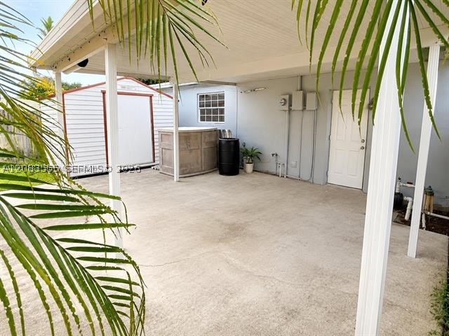 6921 NW 5th Ct, Margate FL 33063