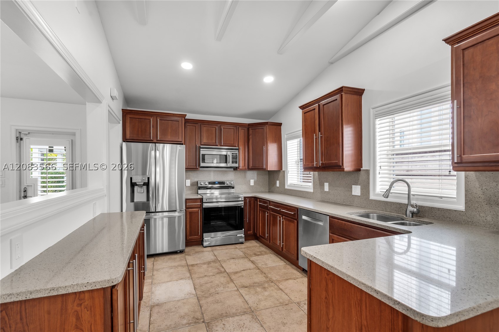 720 NE 17th Ter, Fort Lauderdale FL 33304
