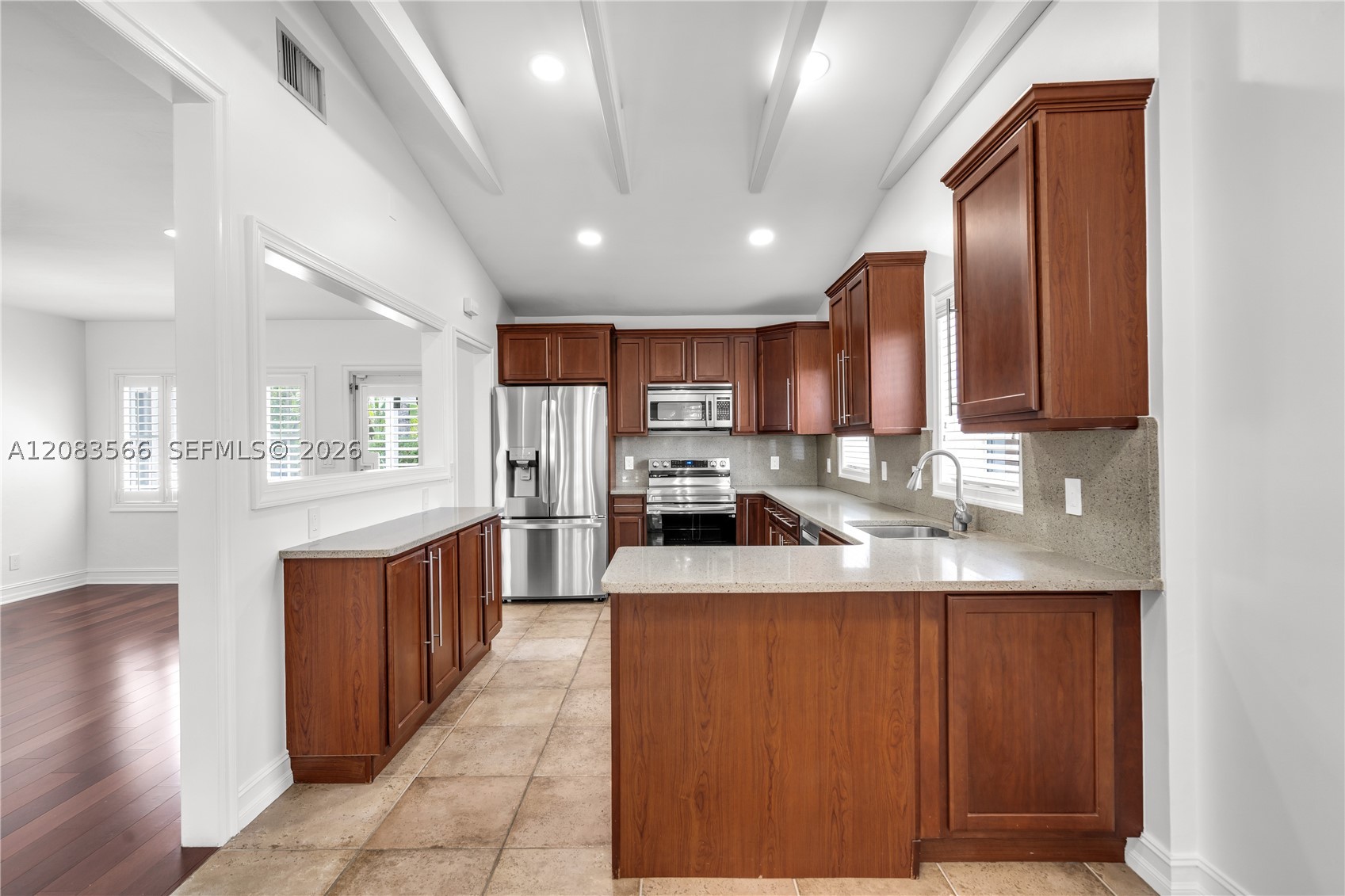 720 NE 17th Ter, Fort Lauderdale FL 33304